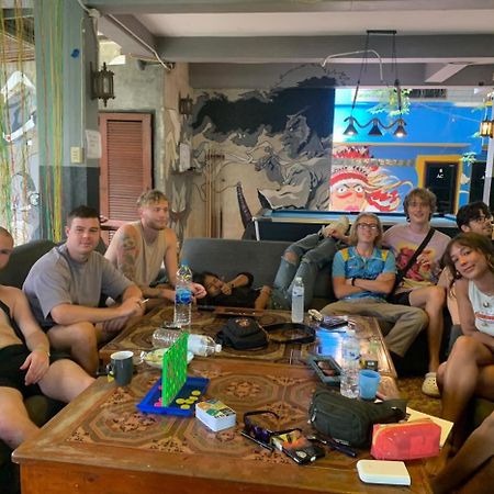 パーイ Happy House Backpackersホステル エクステリア 写真